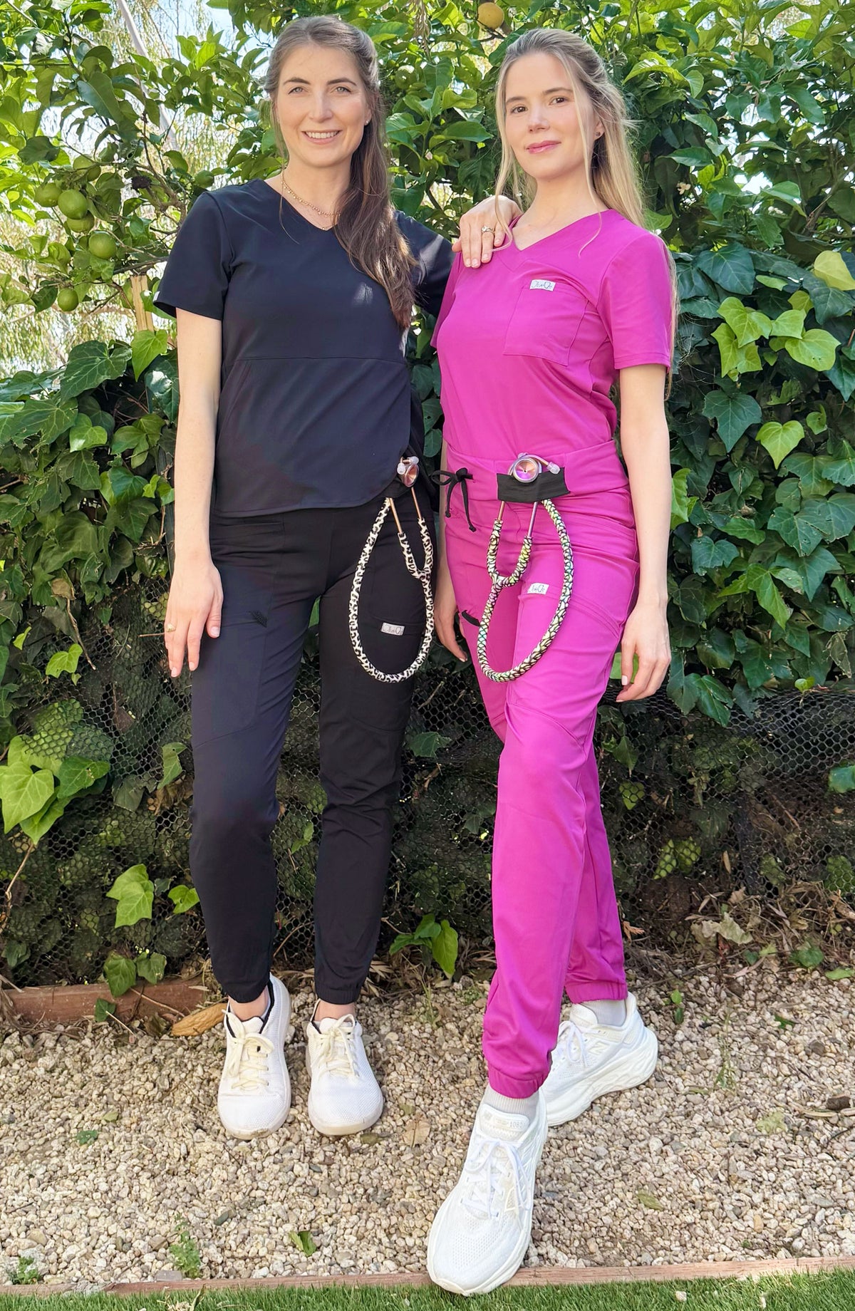 Women's Scrubs Jogger Pants OliveUs MDF Instruments